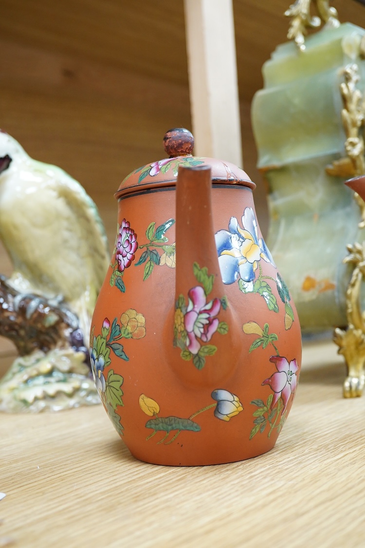A Beswick woodpecker, two Myott jugs and two Wedgwood teapots and covers, largest 22cm